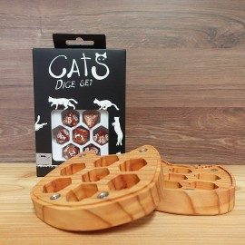 Larch Cat’s Dice Box + CATS Dice Set: Muffin